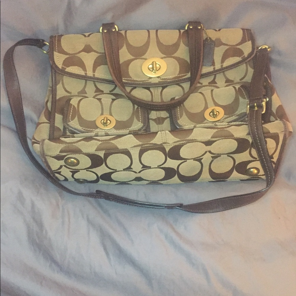 Large Coach Satchel excellent condition